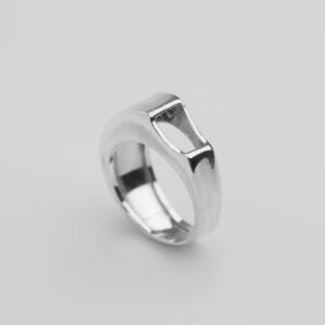 geometrical shaped ring by recycled silver